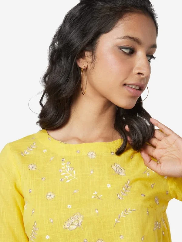 Bombay Paisley Yellow Printed Ethnic Crop Top