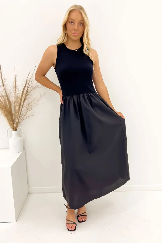 Kiho Maxi Dress Black